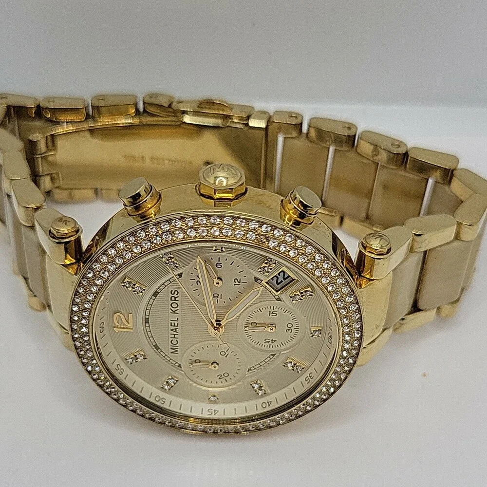 Michael Kors Parker MK5632 Womens Stainless Steel Analog Dial Quartz Watch AM526